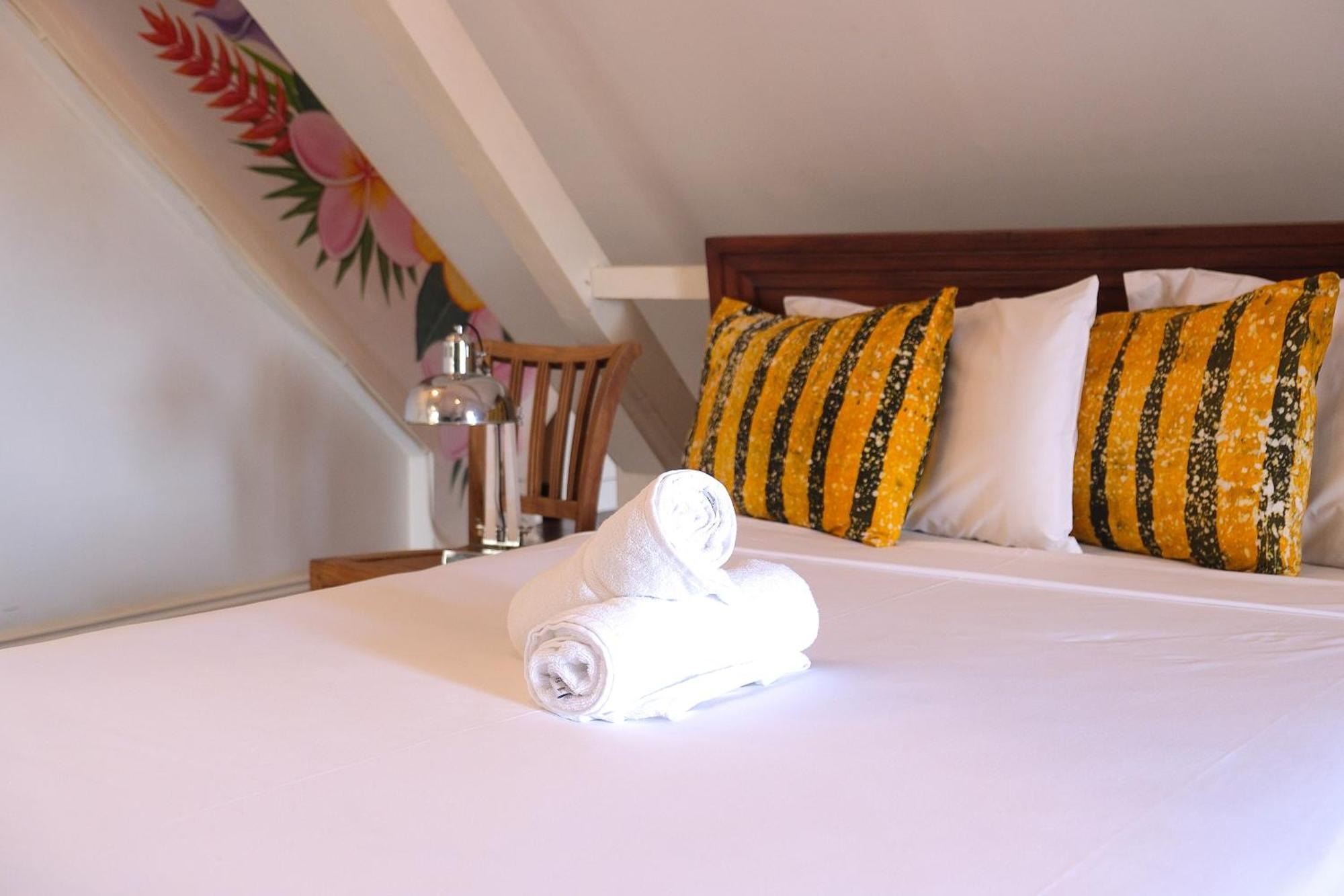 Bario Hotel Willemstad Bilik gambar