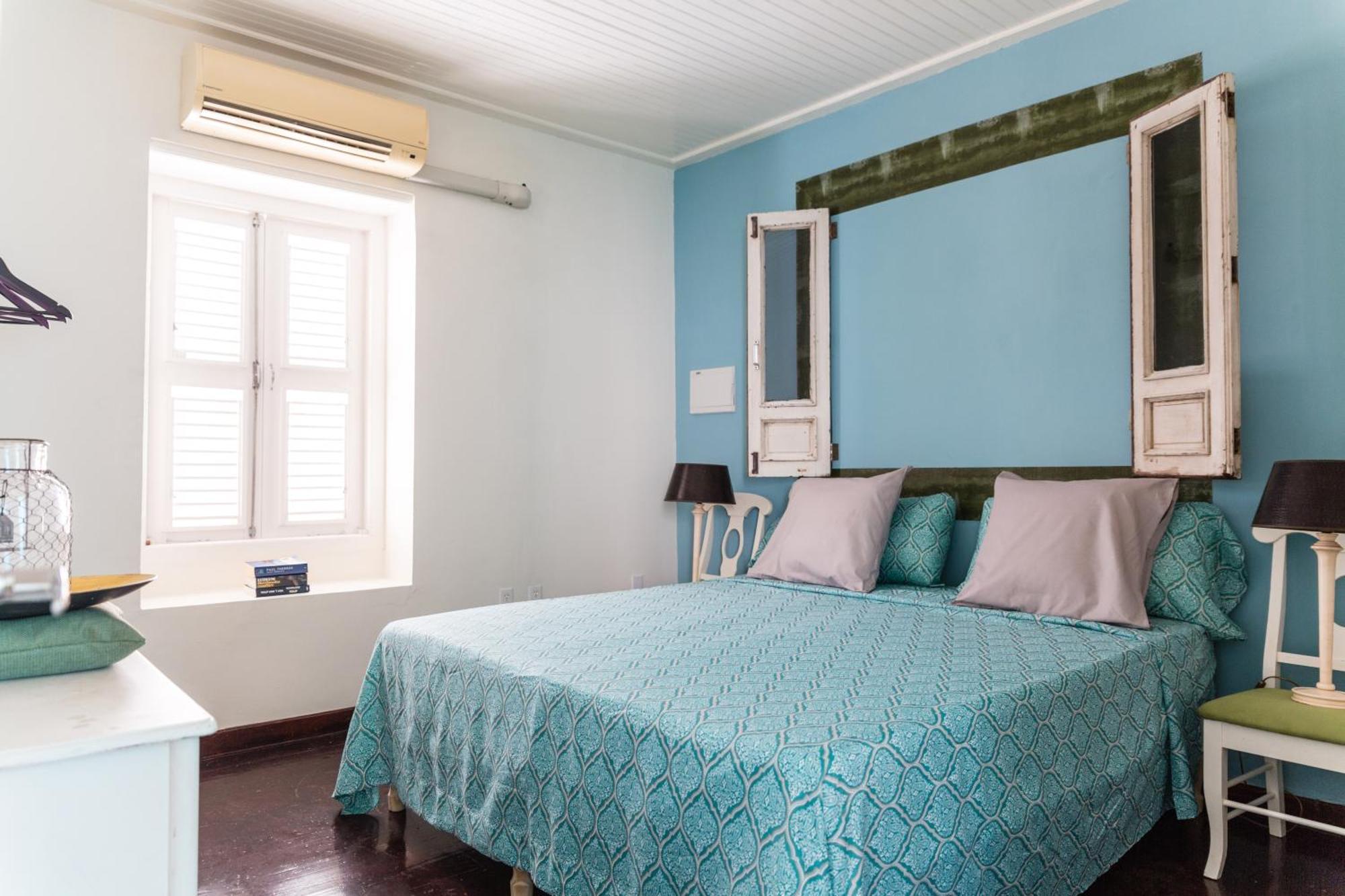 Bario Hotel Willemstad Bilik gambar